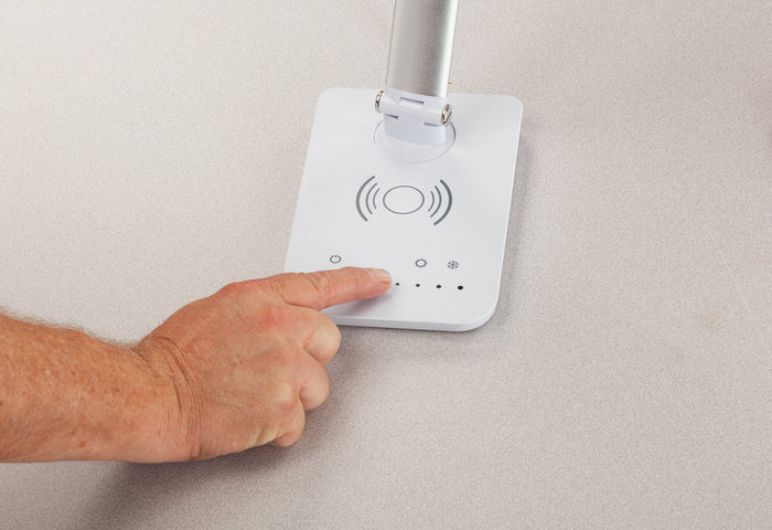Vamp™ LED Wireless Charging Lamp | 1009