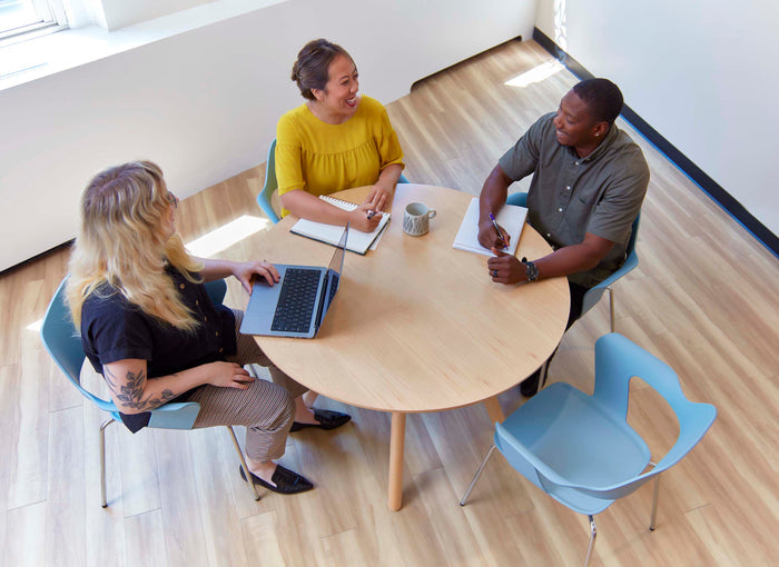 Resi® Sitting-Height Table | 1720NA