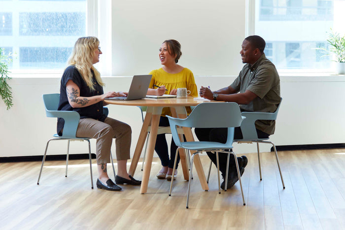 Resi® Sitting-Height Table | 1720NA