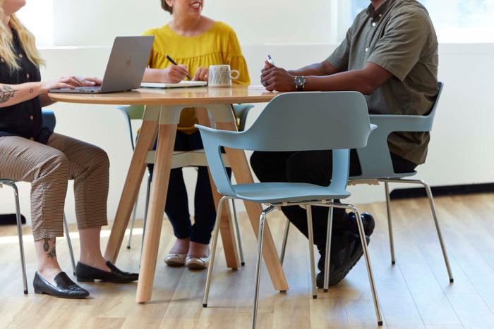 Resi® Sitting-Height Table | 1720NA