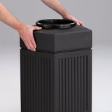Canmeleon™ Indoor/Outdoor, 30 Gallon Pentagon | 9485BL