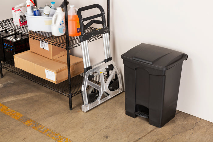 Plastic Step-On - 23 Gallon | 9923